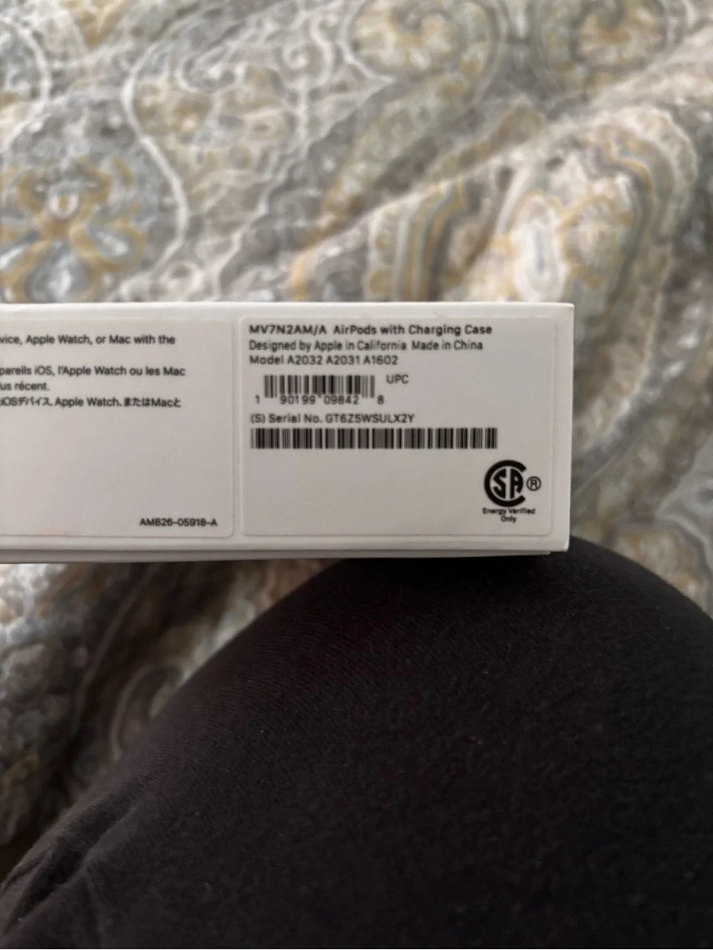 Apple White Wireless Earbuds Packaging